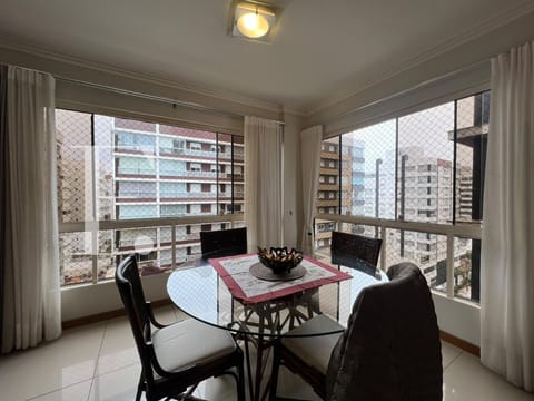 Apartamento com 83m², 2 dormitórios, 1 suíte, 1 vaga, Palazzo Vitalita em Capão da Canoa