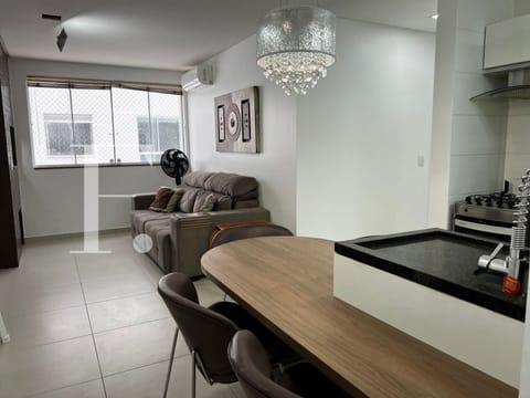 Apartamento com 60m², 2 dormitórios, 1 suíte, 1 vaga, Pirâmide Lovely em Capão da Canoa