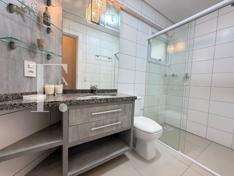 Apartamento com 126m², 3 dormitórios, 1 suíte, 2 vagas, Safira em Capão da Canoa