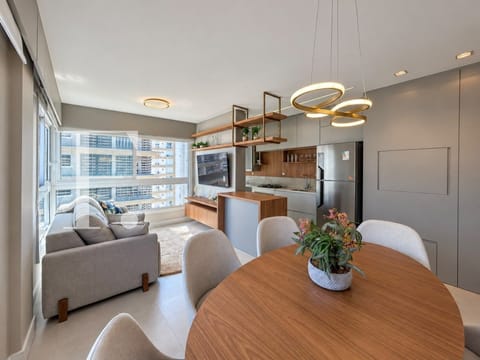 Apartamento com 64m², 2 dormitórios, 2 suítes, 1 vaga, Edifício Cartier em Capão da Canoa