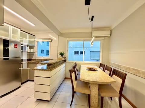 Apartamento com 60m², 2 dormitórios, 1 suíte, 1 vaga, Spazzio Nobre em Capão da Canoa
