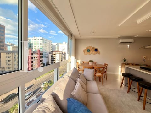Apartamento com 90m², 3 dormitórios, 1 suíte, 1 vaga, Dom Eduardo em Capão da Canoa