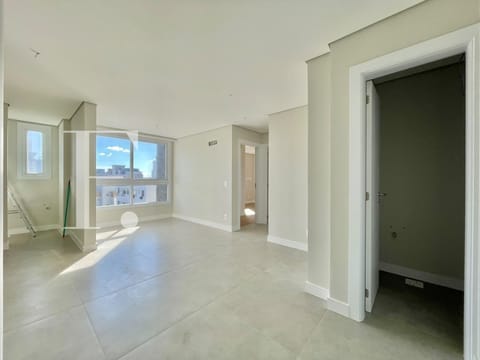 Apartamento com 60m², 2 dormitórios, 2 suítes, 1 vaga, One Residence em Capão da Canoa