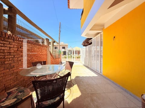 Duplex com 94m², 3 dormitórios, 1 suíte, 1 vaga, no bairro Noiva do Mar em Xangri-Lá