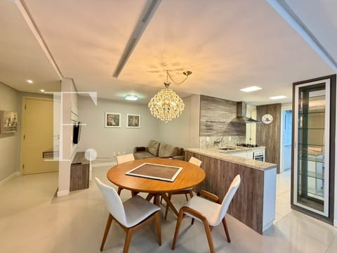 Apartamento com 132m², 3 dormitórios, 2 suítes, 2 vagas, Mirante da Beira-Mar em Capão da Canoa