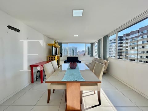 Apartamento com 103m², 3 dormitórios, 1 suíte, 2 vagas, Villaggio di Florença em Capão da Canoa