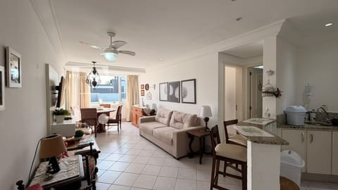Apartamento com 48m², 1 dormitório, 1 vaga, Edifício Esmeralda em Xangri-Lá