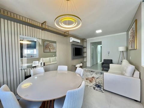 Apartamento com 86m², 3 dormitórios, 1 suíte, 1 vaga, La Rambla em Capão da Canoa