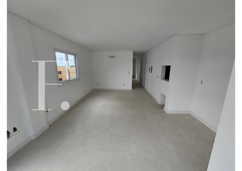 Apartamento com 134m², 3 dormitórios, 1 suíte, 1 vaga, Edifício Cartier em Capão da Canoa