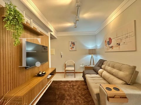 Apartamento com 60m², 2 dormitórios, 1 suíte, 1 vaga, Monte Fuji em Capão da Canoa