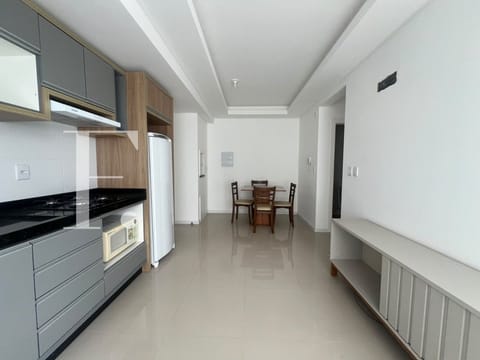 Apartamento com 52m², 2 dormitórios, 1 suíte, 1 vaga, Residencial Laodiceia em Capão da Canoa