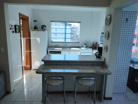 Apartamento com 90m², 3 dormitórios, 1 suíte, 1 vaga, Klein em Capão da Canoa