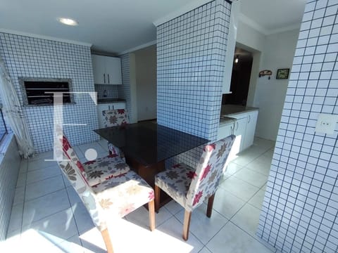 Apartamento com 90m², 3 dormitórios, 1 suíte, 1 vaga, Klein em Capão da Canoa