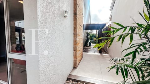 Casa Condomínio com 150m², 3 dormitórios, 3 suítes, 2 vagas, Condado de Capão em Capão da Canoa