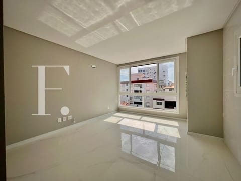 Apartamento com 58m², 2 dormitórios, 1 suíte, 1 vaga, Port Vell em Capão da Canoa