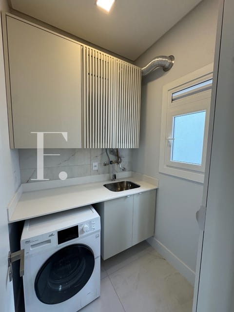Apartamento com 175m², 4 dormitórios, 4 suítes, 2 vagas, Santé Beach Home em Capão da Canoa