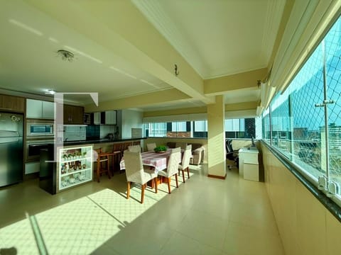 Apartamento com 100m², 2 dormitórios, 1 suíte, 1 vaga, Edifício Ohana em Capão da Canoa