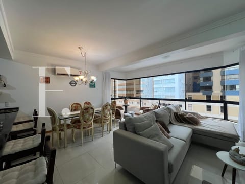 Apartamento com 107m², 3 dormitórios, 1 suíte, 1 vaga, Palazzo Vitalita em Capão da Canoa