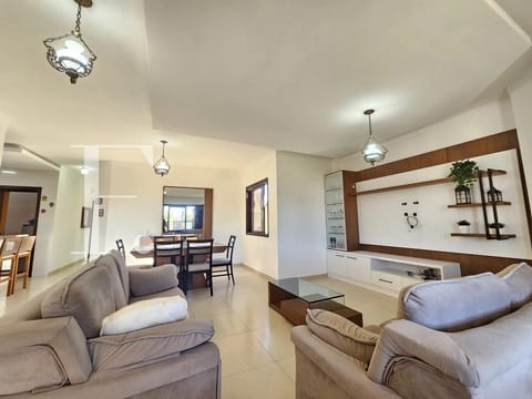 Casa com 160m², 3 dormitórios, 2 suítes, 2 vagas, no bairro Noiva do Mar em Xangri-Lá