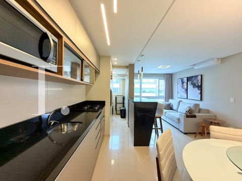 Apartamento com 82m², 2 dormitórios, 1 suíte, 2 vagas, Ilha Bella em Capão da Canoa