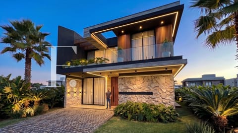 Sobrado com 250m², 4 dormitórios, 4 suítes, 2 vagas, Zen Concept Resort em Xangri-Lá