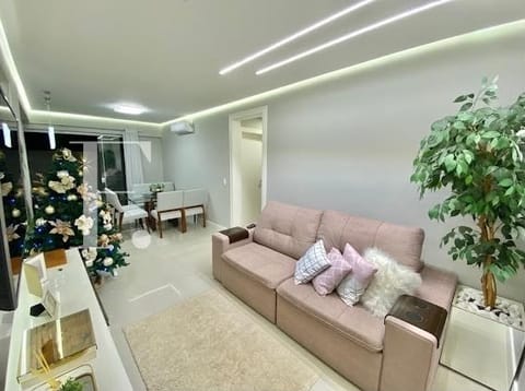 Apartamento com 82m², 2 dormitórios, 1 suíte, 1 vaga, Edifício Residencial Alexandre em Capão da Canoa