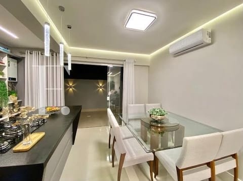 Apartamento com 82m², 2 dormitórios, 1 suíte, 1 vaga, Edifício Residencial Alexandre em Capão da Canoa