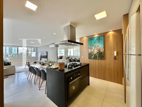 Apartamento com 191m², 3 dormitórios, 3 suítes, 2 vagas, Villaggio di Florença em Capão da Canoa