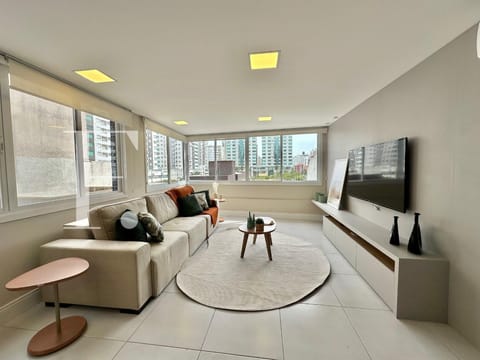 Apartamento com 191m², 3 dormitórios, 3 suítes, 2 vagas, Villaggio di Florença em Capão da Canoa