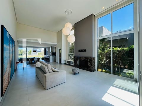 Casa Condomínio com 195m², 3 dormitórios, 3 suítes, 1 vaga, Riviera em Xangri-Lá
