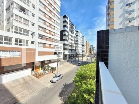 Apartamento com 130m², 2 dormitórios, 1 suíte, 1 vaga, Merkoly em Capão da Canoa