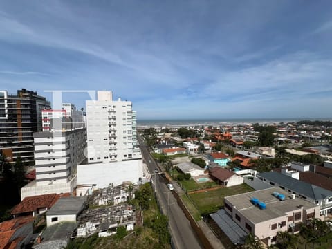 Apartamento com 109m², 4 dormitórios, 4 suítes, 2 vagas, Paris Club Residence em Capão da Canoa