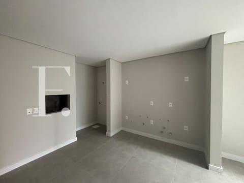 Apartamento com 67m², 2 dormitórios, 1 suíte, 1 vaga, One Residence em Capão da Canoa