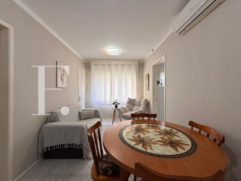 Apartamento com 40m², 1 dormitório, Dom Ramiro em Capão da Canoa
