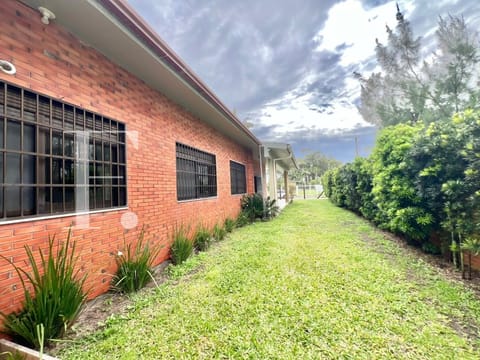 Casa com 209m², 4 dormitórios, 2 suítes, no bairro Atlântida em Xangri-Lá