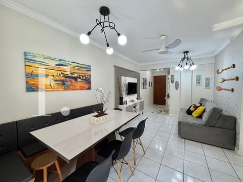 Apartamento com 74m², 2 dormitórios, 1 suíte, 1 vaga, Flamboyant Capão em Capão da Canoa
