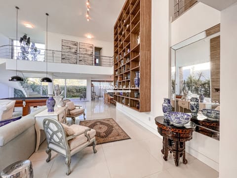 Sobrado com 540m², 6 dormitórios, 6 suítes, 4 vagas, Las Dunas em Xangri-Lá