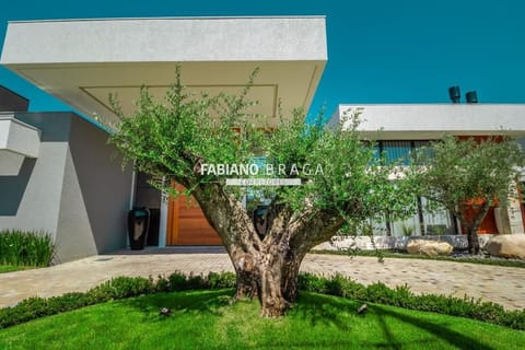 Casa Condomínio com 450m², 4 dormitórios, 4 suítes, 4 vagas, Velas da Marina em Capão da Canoa