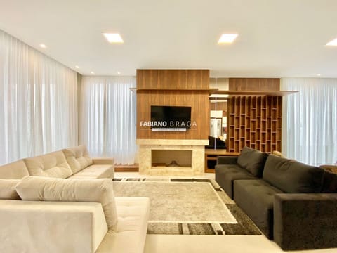 Casa Condomínio com 175m², 3 dormitórios, 3 suítes, Dubai Resort em Capão da Canoa