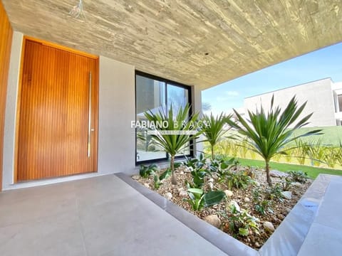 Sobrado com 403m², 5 dormitórios, 5 suítes, 2 vagas, Capão Ilhas Resort em Capão da Canoa